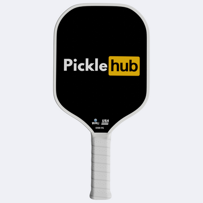 The PickleHub Paddle